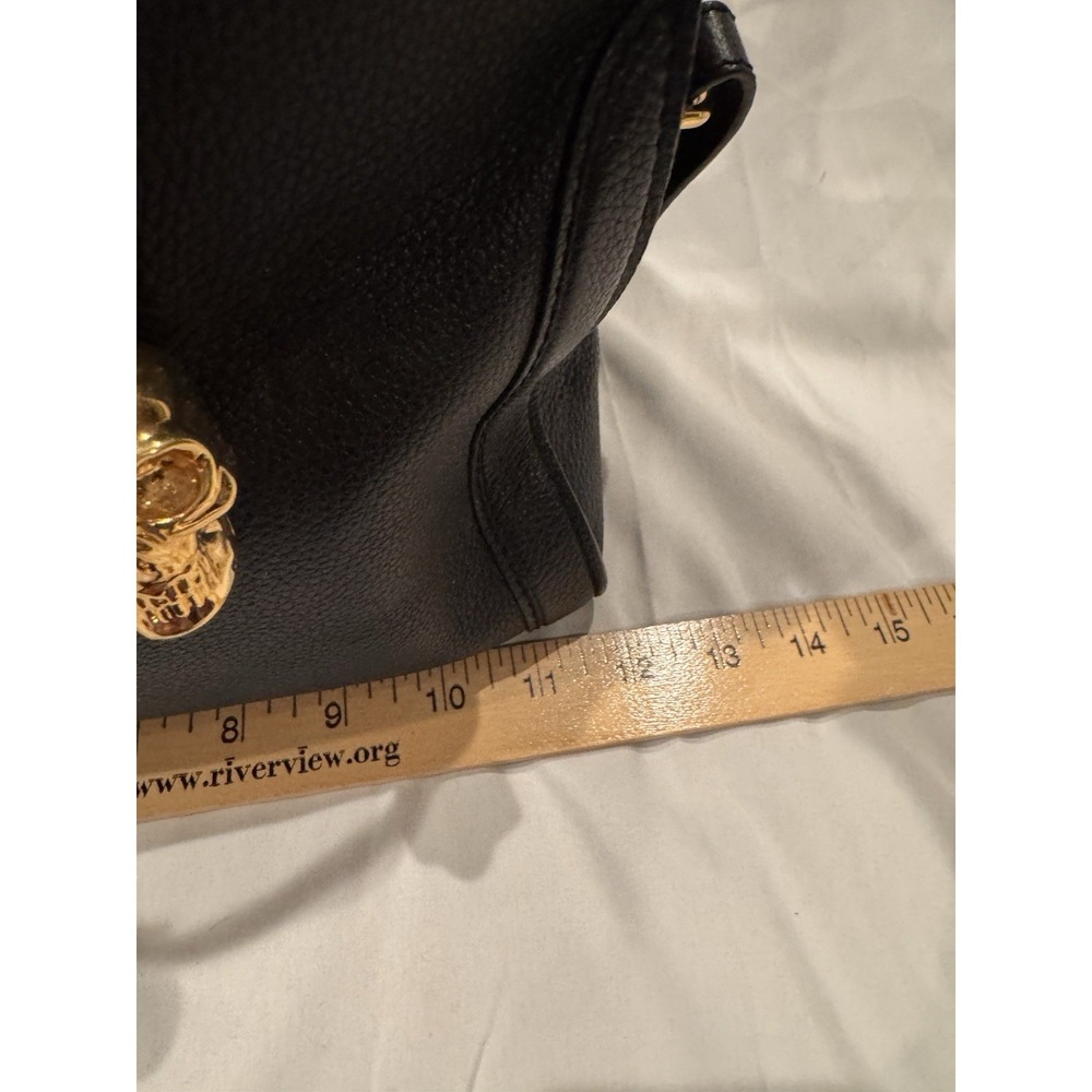 Alexander McQueen Skull Crossbody Bag Black Pebbled Leather Gold Hardware - Picture 6 of 14